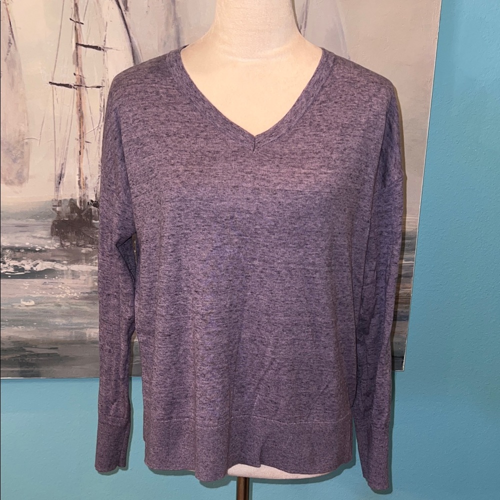 Gap Heather Purple V-Neck Lightweight Sweater, Medium